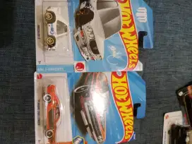 Hotwheels Mazda RX 3 dan Dodge chalangger