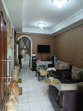 DIJUAL RUMAH DI DARMO INDAH