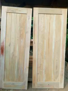 Jual daun pintu bahan kayu mahoni
