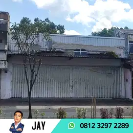 Disewakan Ruko Cantik 1 Lantai Pinggir Jalan Tengah KOta