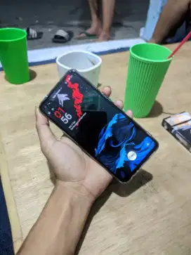 Realme GT MASTER EDITION 5G NFC ( 8/128 ) mantap jual cepat