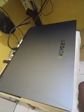 Lenovo legion 5i pro core I7-12700H 
16GB 1TB RTX 3070Ti windows 11