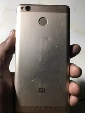HP Xaomi warna Emas