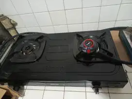 Kompor gas 2 tungku Rinnai