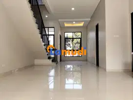 DIJUAL rumah baru mewah singgasana pradana