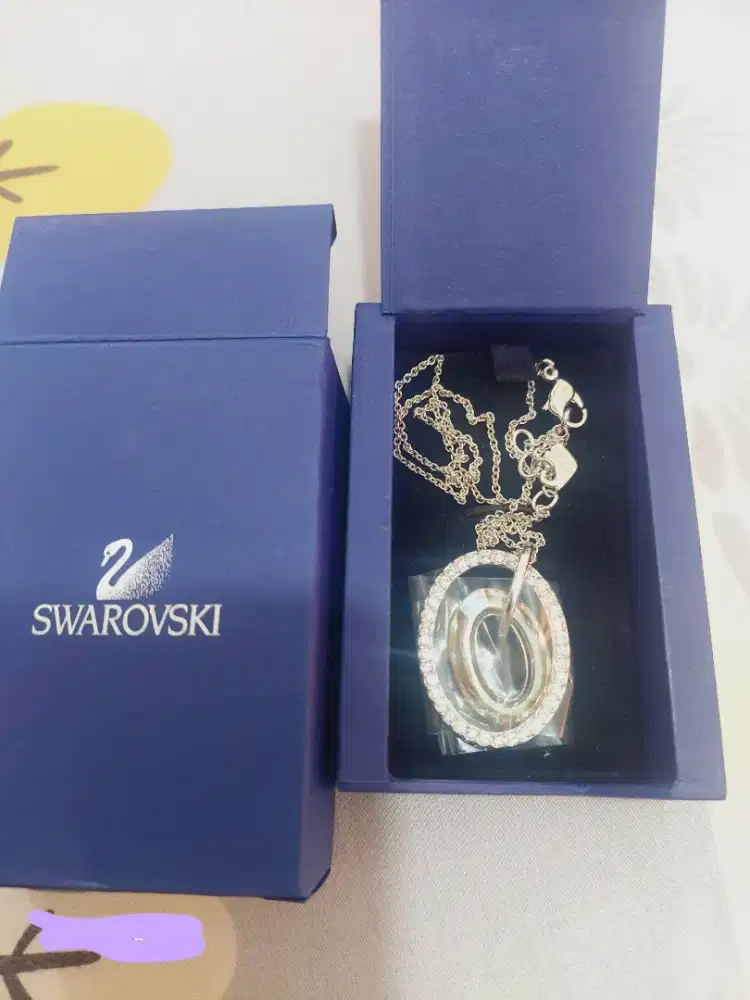Kalung Swarovski