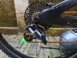 Sepeda MTB YETI SB95 29