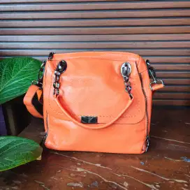 TAS SELEMPANG WANITA BAHAN KULIT ASLI