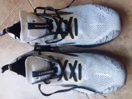Edisi BU Levitate UK 42.5