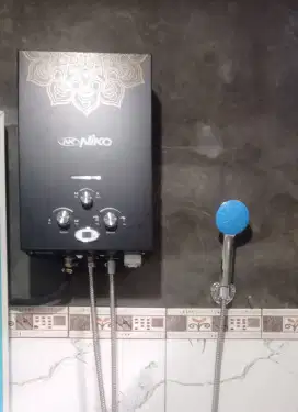 Pemanas Air Kamar Mandi Merk Niko
