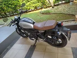YAMAHA XSR155 - 2020 - Silver Matte - second