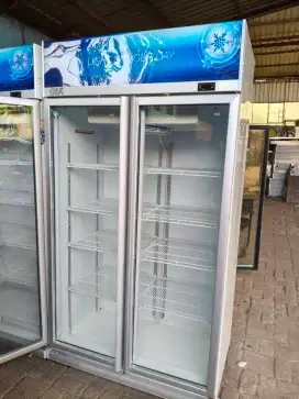 Showcase gea 2 pintu merk GEA kps 800 liter