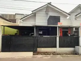 Rumah Komplek Bumi Sariwangi Minimalis Row Jalan Besar Siap Huni SHM