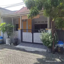 DIJUAL RUMAH DI PERUMAHAN PESONA ALAM GUNUNG ANYAR BARU RENOVASI