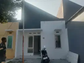 DIJUAL RUMAH DI PERMATA HARMONY PPS GKB 2 GRESIK