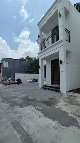 Rumah Siap Huni 2 LT Disen minimalis Harga Murah