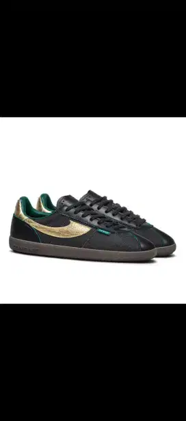 Sepatu compass divercity surabaya