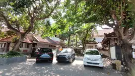 Bangunan Bekas Hotel Lokasi Sangat Strategis di Legian Kuta Bali