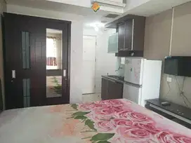 Di sewakan apartemen green lake Sunter tipe studio furnish