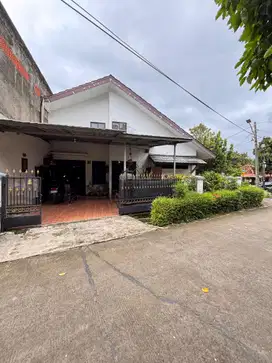 For sale rumah dalam perumahan di pamulang