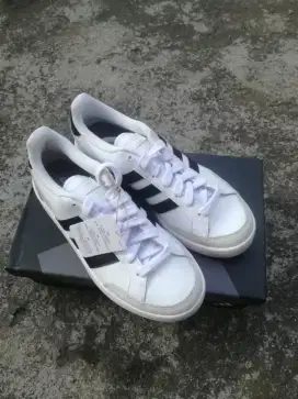 Adidas Grand Court SE