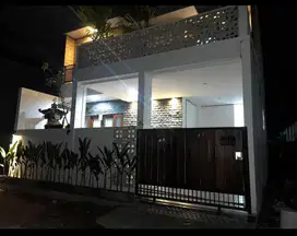 Jual Rumah 2lt SemiFurnished Lokasi Sidakarya Area Strategis Hunian