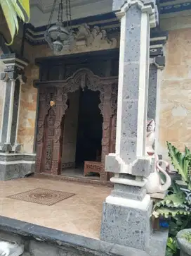 Dijual cepat rumah mewah lingkungan pendatang di jantung kota