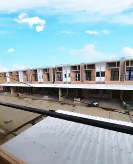 Townhouse Mewah Fasilitas Lengkap Dekat SPBU Celentang