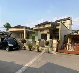 Murah Rumah Strategis Jl. Cibolerang Barat