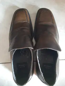 Sepatu pantofle Andre valentino