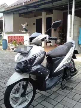 Yamaha Xeon GT 125 tahun 2014, putih mulus