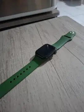 Apple Watch Seri 7 41 MM