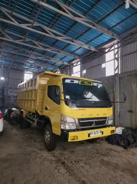 Mitsubishi canter FE84 SHDX