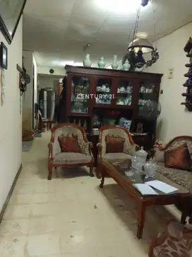 Rumah Lokasi Bebas Banjir Dekat Fasum Di Cempaka Putih S8393