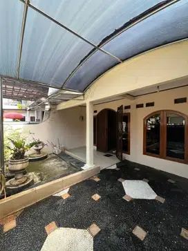 Rumah Siap Huni Semi Furnished di Pondok Kelapa Duren Sawit Jakarta Ti