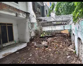Dijual termurah rumah tua  di mangga dua abdad ,sawah besar