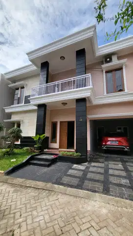 DIJUAL RUMAH PURI SRIWEDARI CIBUBUR!