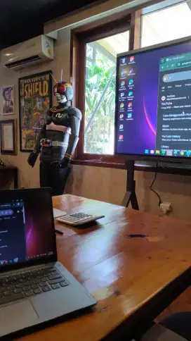 ART WANITA UNTUK KANTOR