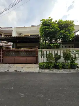 Rumah second siap huni di Kavling DKI Pondok Kelapa Jaktim