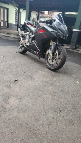 Jual Motor Kesayangan CBR250RR