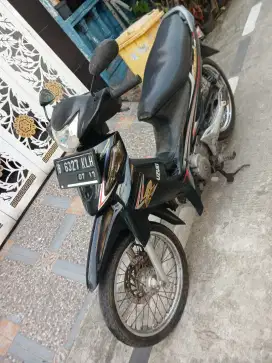 Suzuki Smash 2007 ss lengkap mesin bagus plat Bekasi Kota