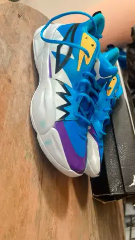 Sepatu Basket Puma Genetics
