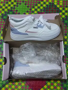 Sepatu Cewek Minowear