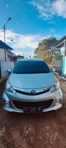 Toyota Avanza Veloz 2012 M/T