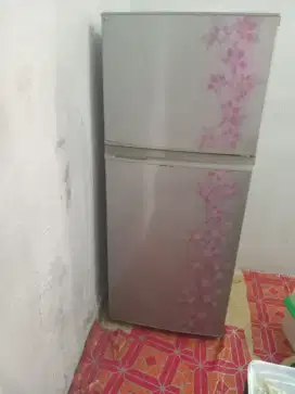 Kulkas 2 Pintu Sharp