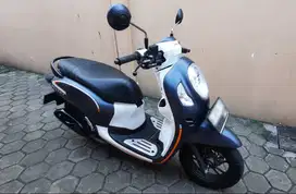 Jual motor Scoopy Pribadi pakean wanita KM 8000 Real Kondisi
