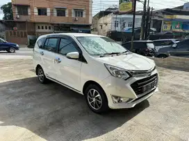 DAIHATSU SIGRA 1.2 R DELUXE M/T 2017 PUTIH