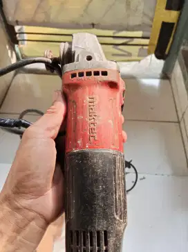 Gerinda tangan maktec