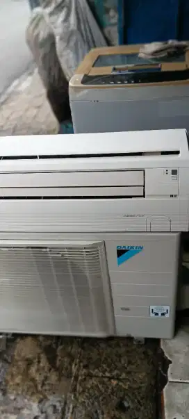 JUAL AC 2 PK MERK DAIKIN TAILAND