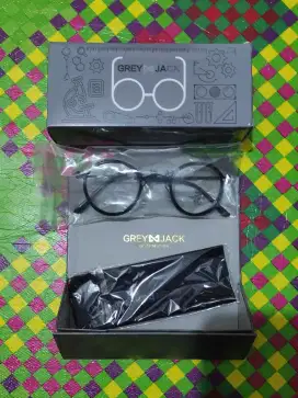Kacamata Merk Grey Jack